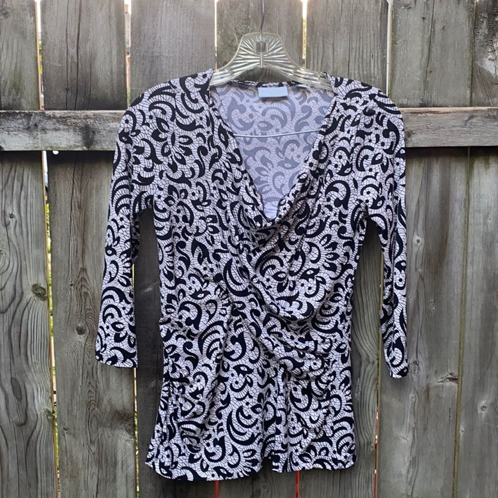 New York & Company cowl neck top sz. XS